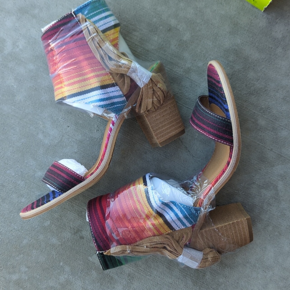 Very Volatile Women's Louella Serape Fringe Colorful Heeled Sandals Size 6